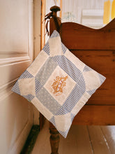 Load image into Gallery viewer, APPLE MONOGRAM POUCH