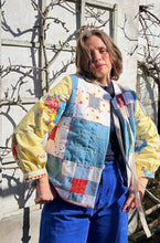 Load image into Gallery viewer, WONDERLAND JACKET