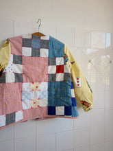 Load image into Gallery viewer, WONDERLAND JACKET